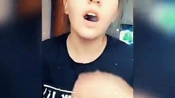 Miss Violetsky amadora solo na webcam videos