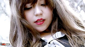 Кевин Уайт ебет киску Мицуки с жестким минетом videos