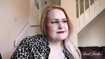 Británica BBW Milf Becky tetona 40+ videos