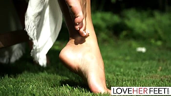 Vince fucks feet in kinky footjob videos