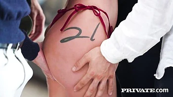 Rossa Vaxx fucked missionary with big cock videos