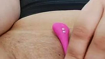 Tetas grandes, nena masturbándose sola videos