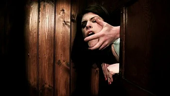 Брюнетка сосет и трахается с незнакомцем миссионером videos