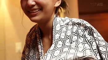 Buceta asiática explode com orgasmos insanos videos