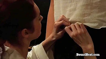 Lesbische Femdom-Nymphen ficken fette Ärsche videos