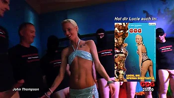 Milf e novinha com peitos grandes em boquetes e anal videos