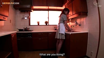 Niñera asiática real 18+ follada videos