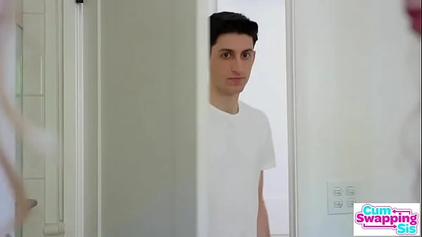 Stepsis Says Doesn't sucking on this popsicle make you think about sucking dick?! videos