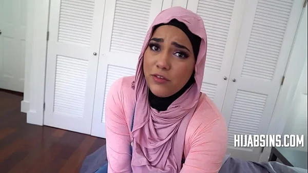 Chubby Girl In Hijab Offers Her Virginity On A Platter - POV videos