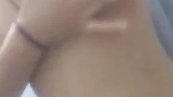 Горячая волосатая индийская девушка мастурбирует videos