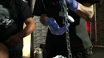 Deutsche devote Sklavin will Peitsche und Fesselung videos