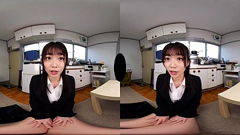 Morena japonesa de látex e meias com fetiche por pés videos