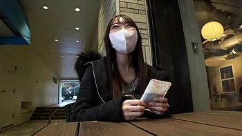 Japonesa chupando e fodendo peitões videos