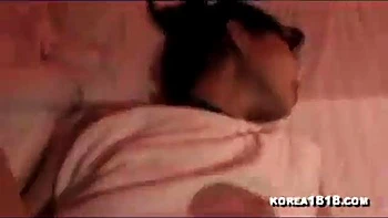 Candy Girl coréenne suce et baise en missionnaire amateur videos