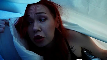 Она застряла, и я жестко её трахнул - часть 2 videos