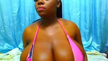 Ebony tetas grandes webcam: blowjob, perrito y cowgirl videos