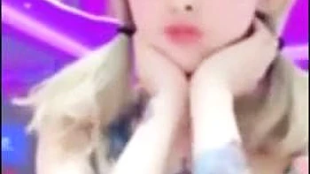 Amateur asiática china grabándose follando videos