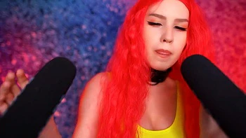 Rothaariges ASMR Solo leckt im POV Fetisch videos