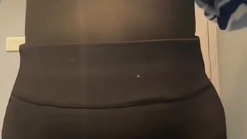 Verführung im Büro-Klo endet mit Solo-Orgasmus videos