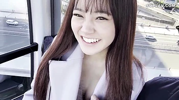 Jeune asiatique séduisante en casting POV videos