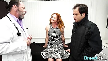 Jack e Molly fodem milf ruiva com creampie em grupo videos