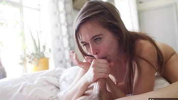 Райли Рид скачет на члене юного Тайлера Никсона videos