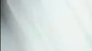 Секси колумбийская королева мастурбирует в POV videos