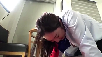 Мисси в японском порно с волосатой брюнеткой и еблей с кончей внутрь videos