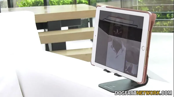 Australian goddess Savannah Bond has anal housecall with BBC videos