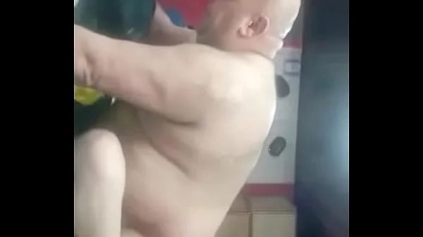 TIUZAO    E  O   COROA  COMEDOR DAS  NOVINHAS DE CAXIAS DO SUL    RIO  GRANDE  DO  SUL videos