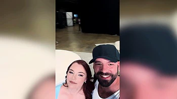 Épouse rousse pulpeuse encaisse un gros BBC hardcore videos