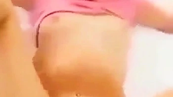 Горячая индийская тинка трахается по-русски в POV videos