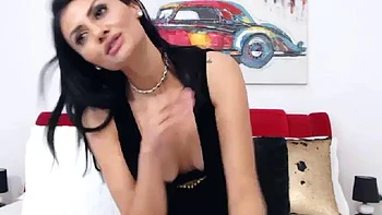 Camgirl morena pelada pronta para o show videos
