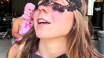 Domina amateur marche sur pieds avec fetish et lingerie videos