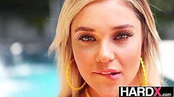 Кали Роуз жестко трахнули в позе наездницы с огромной жопой videos