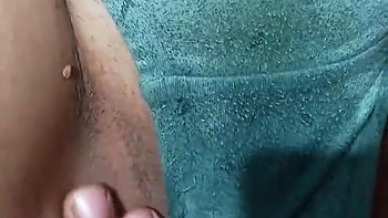 Closeup dedilhando buceta apertada desi videos