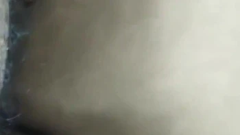 Indische Freundin lutscht meinen Schwanz hart und fickt Doggy und Reiterstellung videos