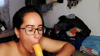 Деси сводная сестра с узкой киской трахается с индийским BBC videos