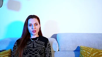 Татуированная французская MILF Сиенна жарится в душе videos