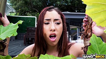 Kira brune encaisse un gros BBC interracial videos