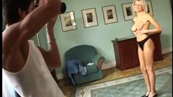 Anastasia Babe e Devine: peituda na levrete e cowgirl videos