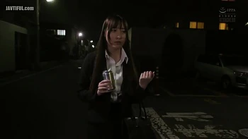 Brunette japonesa peituda fodendo forte videos