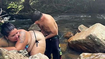 Latina de bunda grande fodida na praia com pau enorme videos