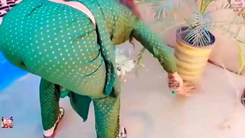 Nuevo video solo con la india Sara Khan videos