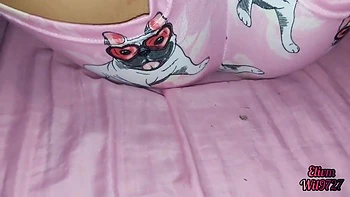 Моя волосатая сводная сестра хочет, чтобы я ее трахнул и заплодил videos