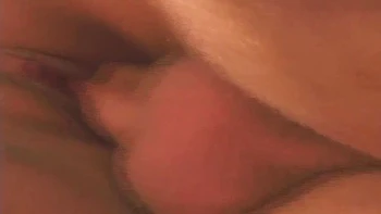 Трахаются в парке, Авея Ли глотает сперму videos