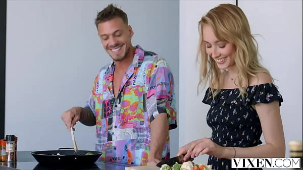 VIXEN Gorgeous newbie Kelly Collins' exclusive Vixen debut videos