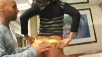 Beleza brasileira Suzy fodida no Doggy e Cowgirl videos