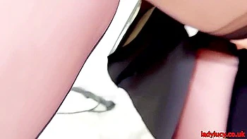 Lucy Gresty fickt Stiefmutter mit fettem Arsch und Titten videos