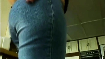 Olivia Saint sendo fodida de quatro com sua bunda grande videos